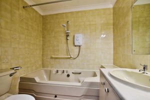 BATHROOM- click for photo gallery